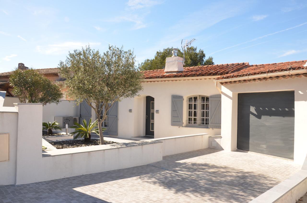 Belle Maison Avec Piscine Dans Les Hauteurs A Saint Raphael Exterior foto